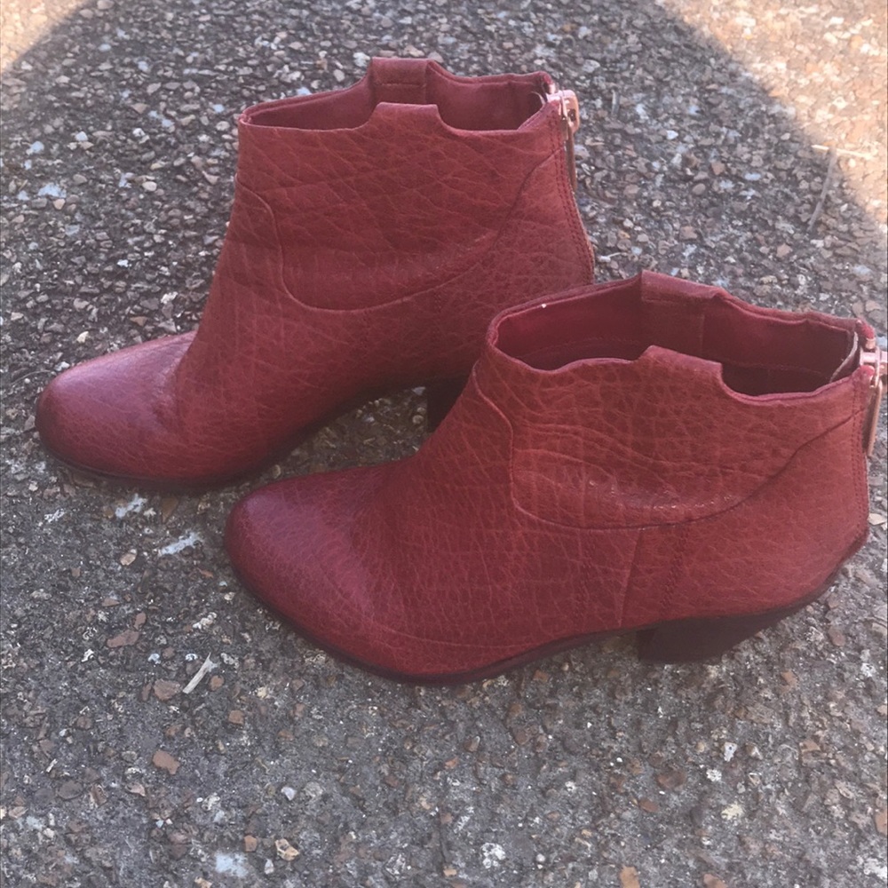 SAM EDELMAN Red Lisle Boots Size 7
